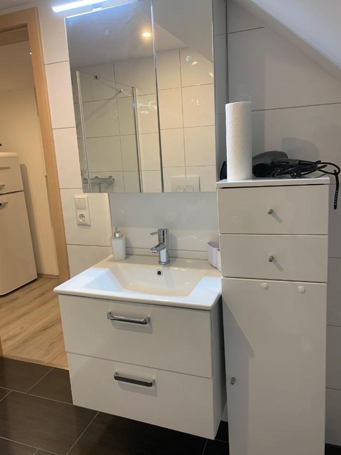 Haus Cm Apartment Nueziders ภายนอก รูปภาพ